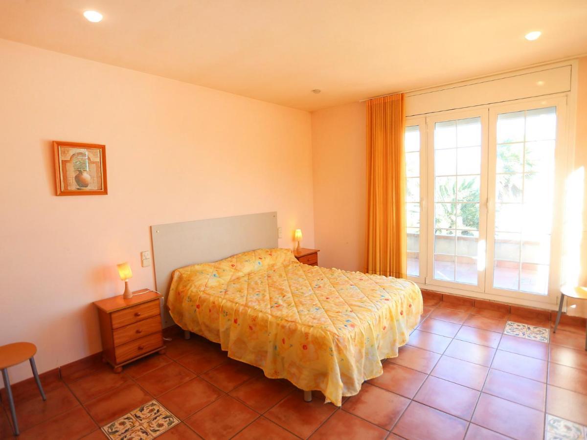 Villa Villa Caleta By Interhome Les Tres Cales Bagian luar foto