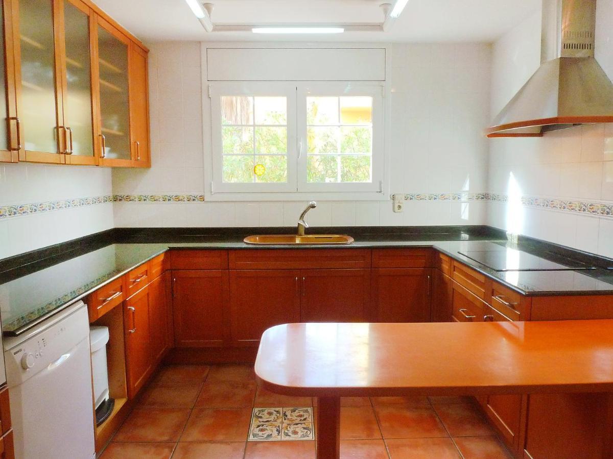 Villa Villa Caleta By Interhome Les Tres Cales Bagian luar foto